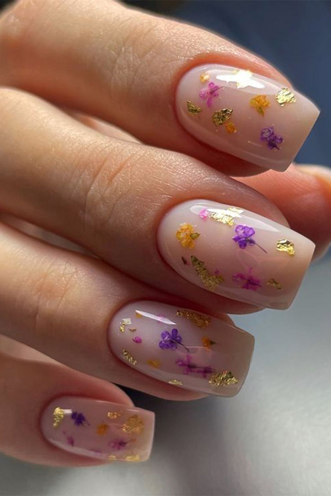 Pressed Flowers And Gold Foil Visual Idea Pressed Flowers And Gold Foil Visual Idea β Winter Wedding Guest Nails
