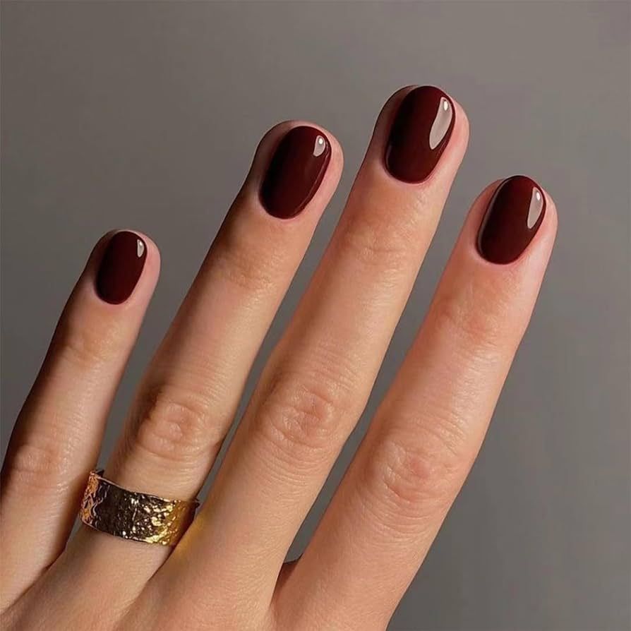 Lot de 24 faux ongles ronds courts bordeaux à coller sur les ongles - Couverture complète - Accessoires de nail art pour femmes et mariées : Amazon.fr: Beauté et Parfum