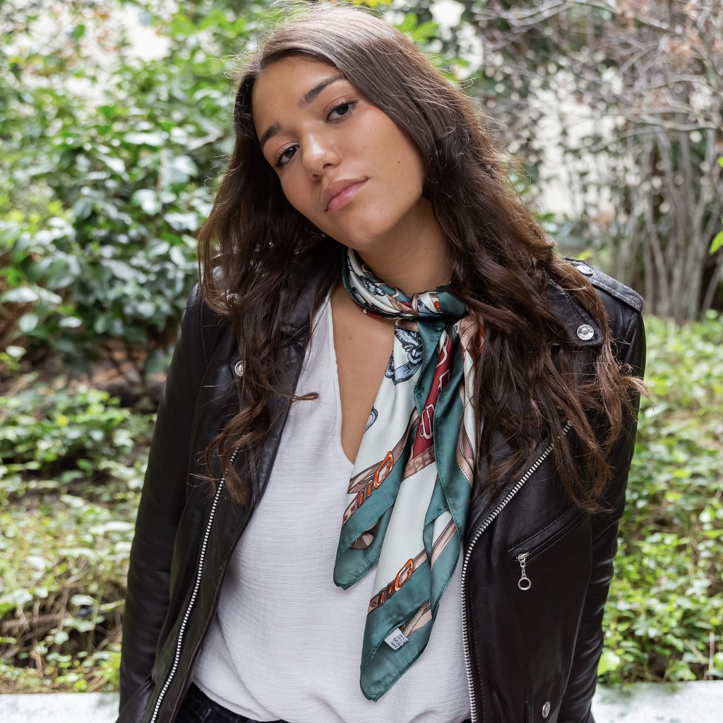 Patterned Scarf Adding Color to Leather Jacket Outfit Patterned Scarf Adding Color to Leather Jacket Outfit β Scarf Outfits