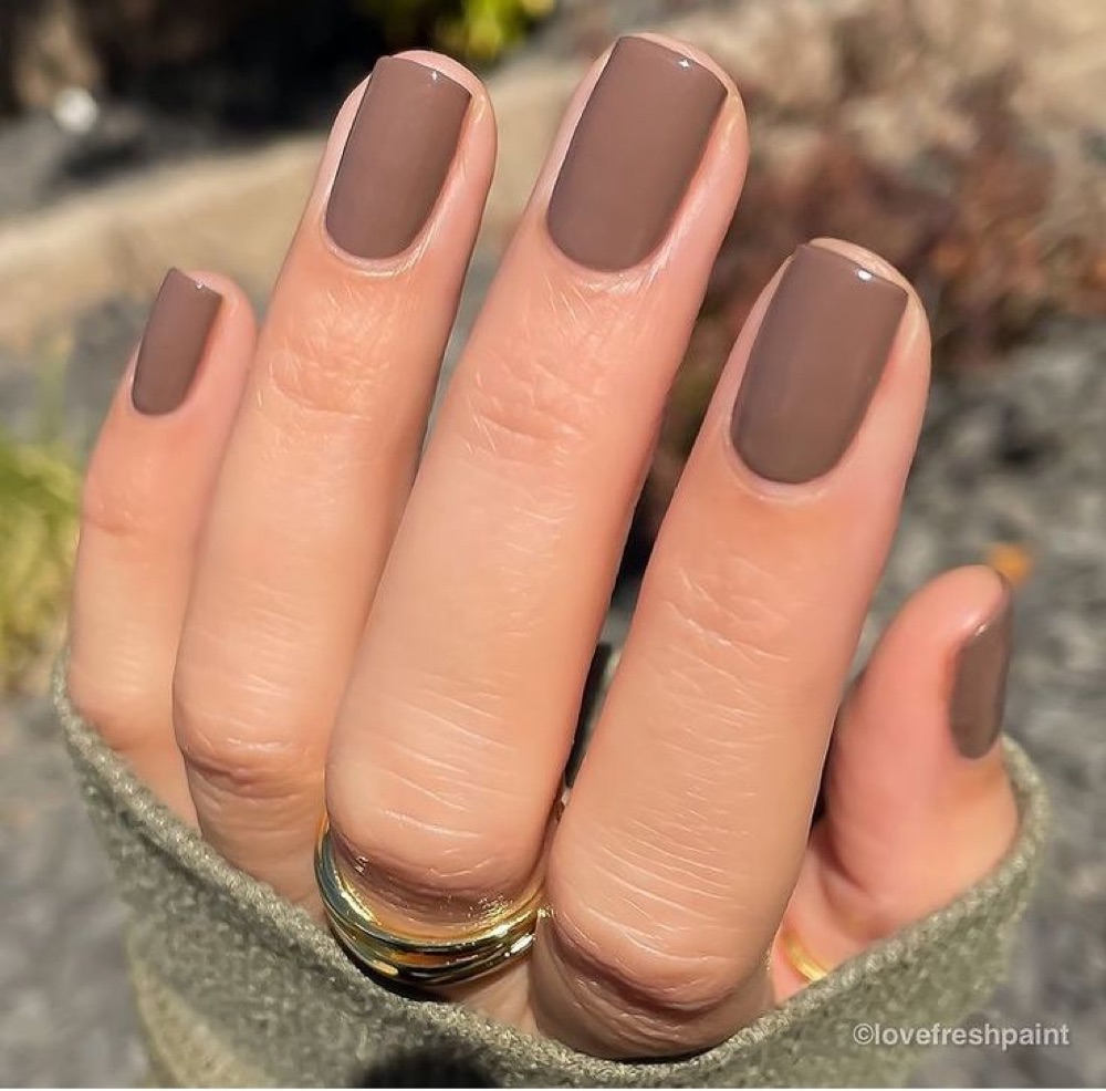 DIY Cool Tone Medium Brown Square — Winter Nail Colors