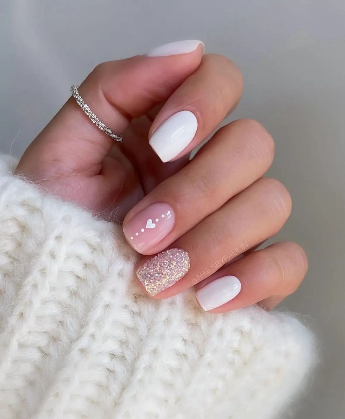 Glitter and Heart Dot Winter Birthday Nails Glitter and Heart Dot Winter Birthday Nails