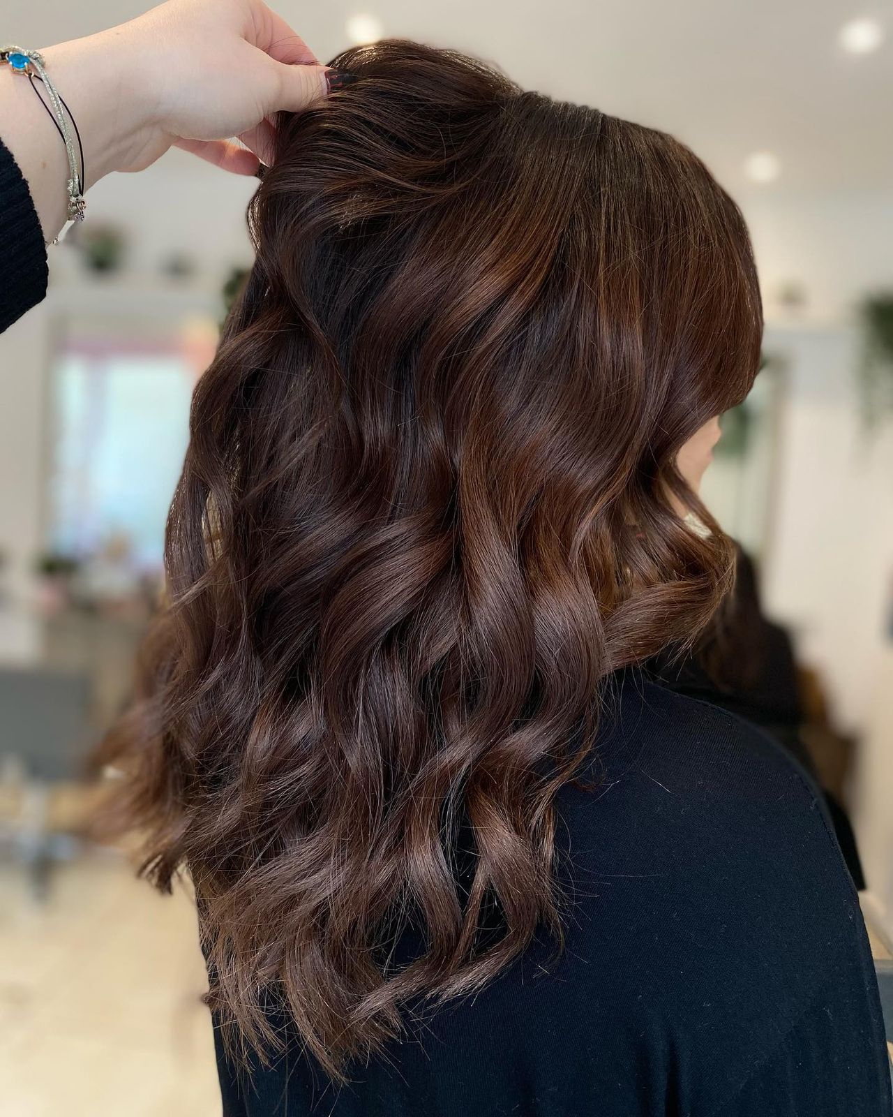 Shoulder-Length Visual Idea Shoulder-Length Visual Idea β Chestnut Brown Hair