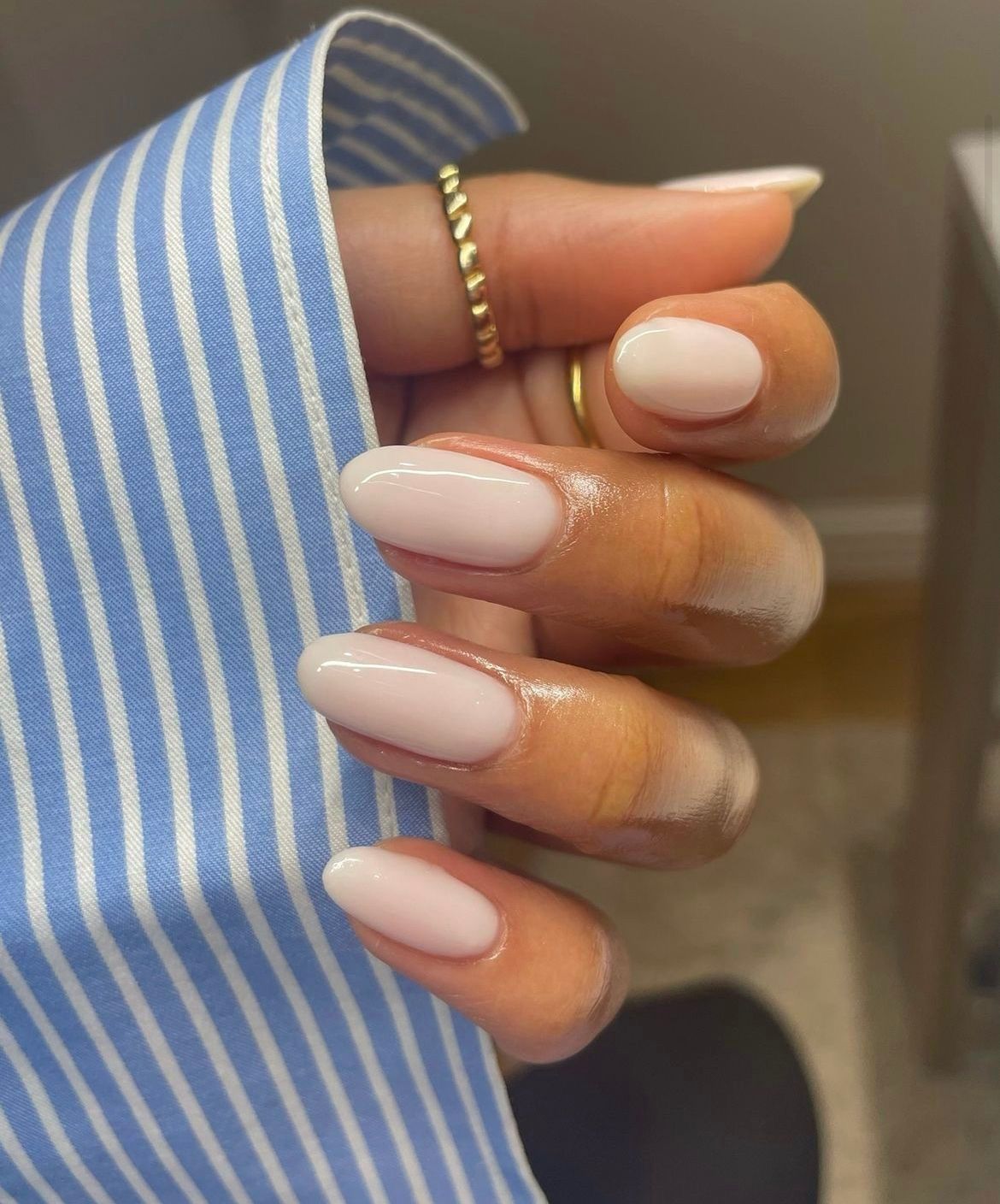 Flawless Pale Milky Nude Gloss — Winter Nude Nails