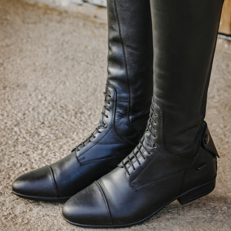 Equestrian Craftsmanship: Black Lace-Up Boots Equestrian Craftsmanship: Black Lace-Up Boots โ Riding Boots Outfits