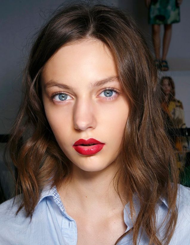 Medium Brown With Caramel Highlights — Winter Hair Colors for Blue Eyes