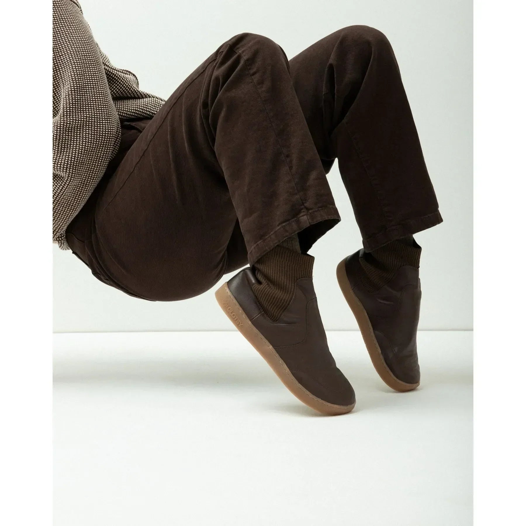 Chelsea Boots with Corduroy Trousers Chelsea Boots with Corduroy Trousers β Ankle Boots Outfits