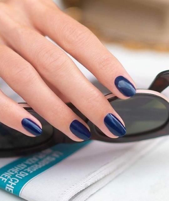 Rich Navy Blue Glossy Short Oval Nails Rich Navy Blue Glossy Short Oval Nails β Navy Blue Nails