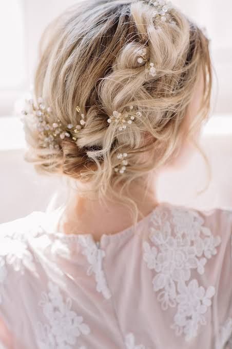 Ash Blonde With Highlights Visual Idea Ash Blonde With Highlights Visual Idea β Winter Wedding Guest Hairstyles