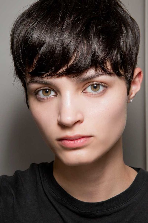 Short Side-Swept Bangs Textured Dark Brown Pixie — Short Winter Haircuts