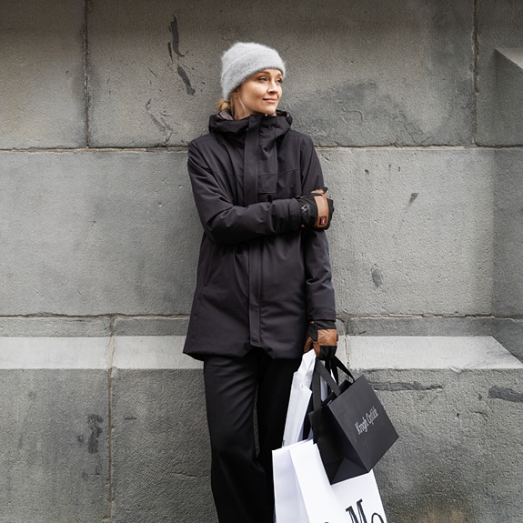 Black Hooded Parka for Practical Outdoor Warmth — Winter Outfits for Warm Weather