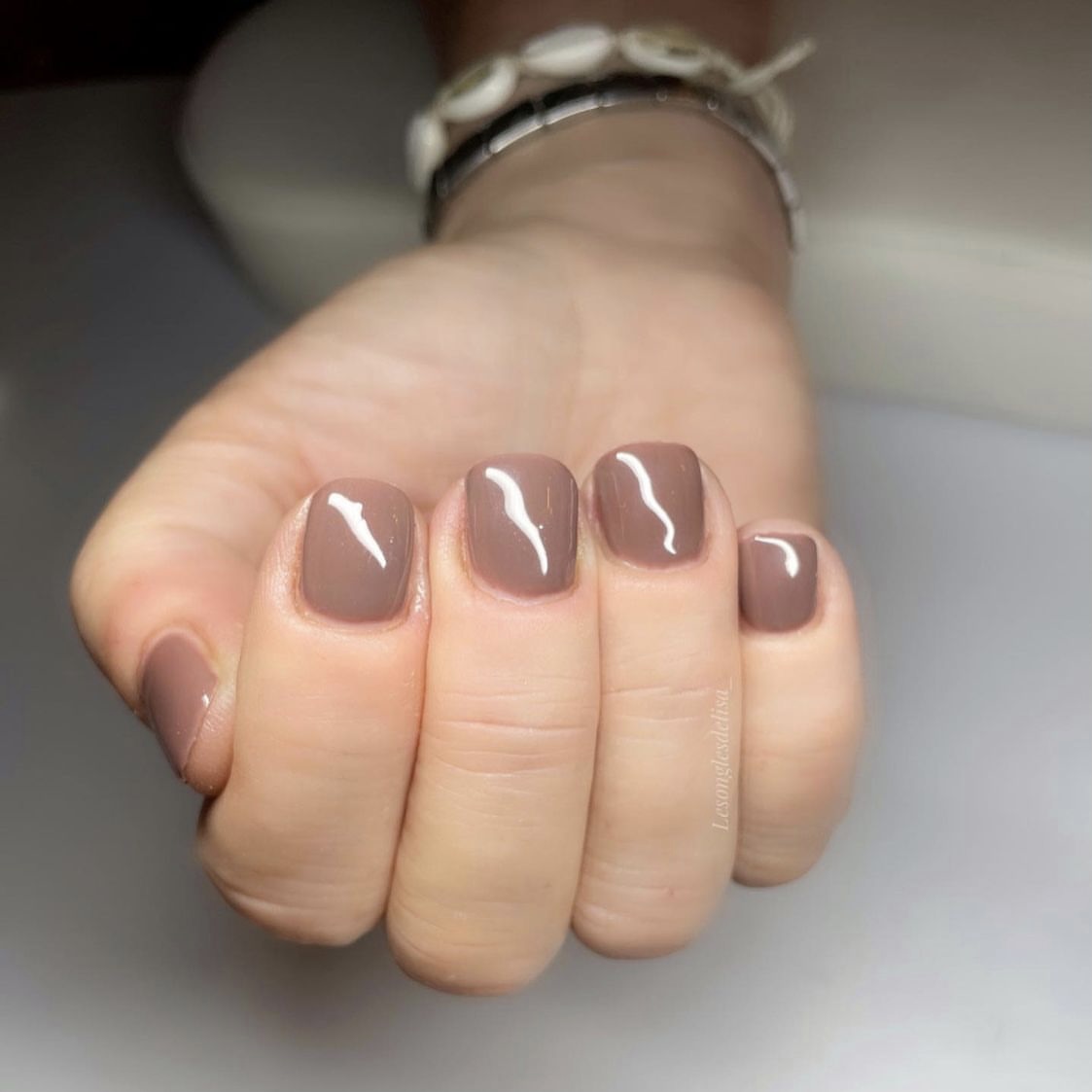 Modern Black and White French Oval Nails Modern Black and White French Oval Nails β Short Winter Nails