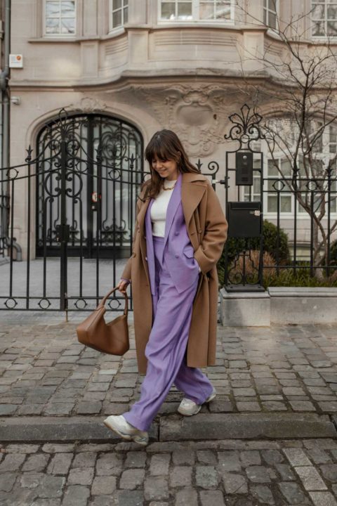 Camel Coat Over Purple Linen Suit and Crop Top Camel Coat Over Purple Linen Suit and Crop Top β Camel Coat Outfits