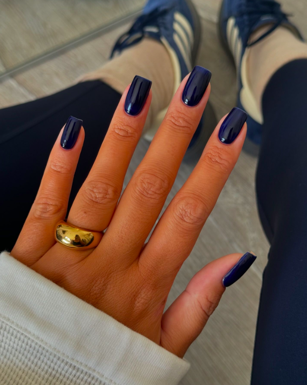 Chic Long Navy Blue Square Nails Chic Long Navy Blue Square Nails β Winter Square Nails