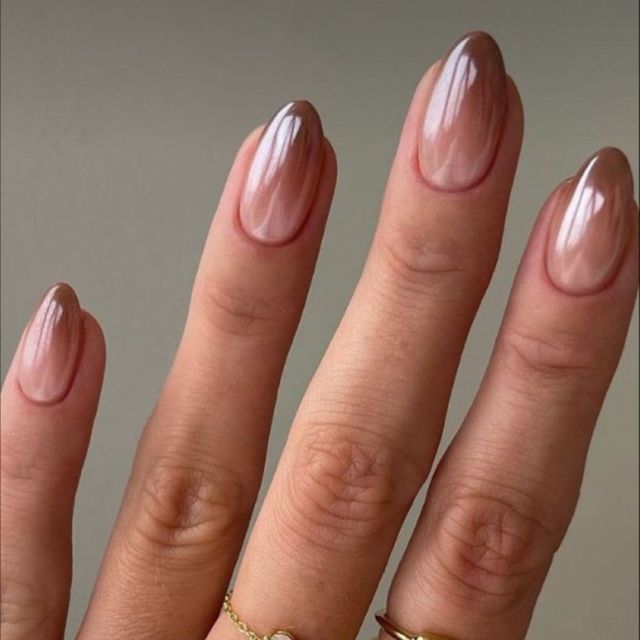 Visual Idea Visual Idea โ Fall to Winter Nails
