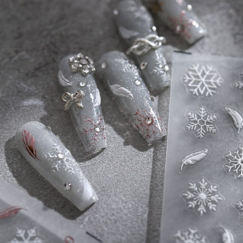 Visual Idea Visual Idea β Snowflake Nails