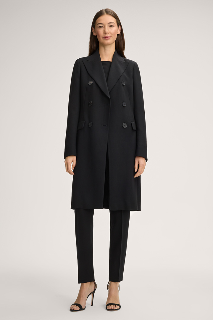 Classic Double-Breasted Black Coat with Gold Buckle Belt Classic Double-Breasted Black Coat with Gold Buckle Belt β Black Coat Outfits