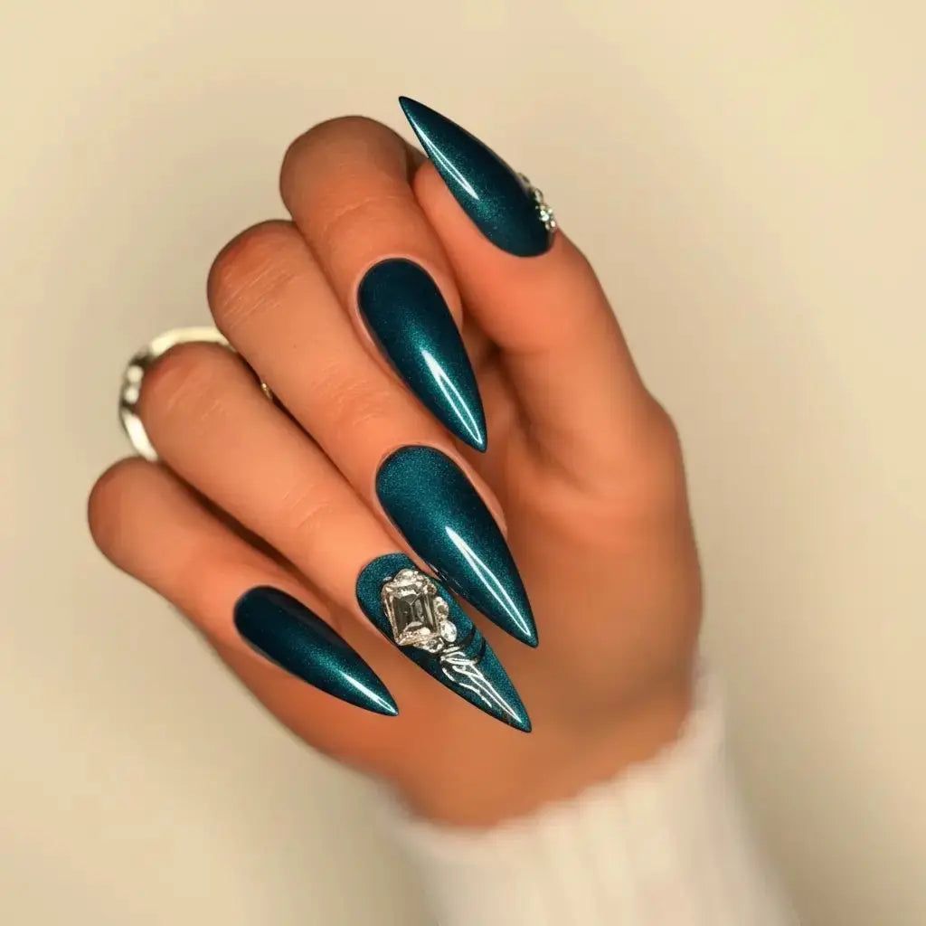 Extra Long Stiletto Teal Green Chrome — Emerald Green Nails