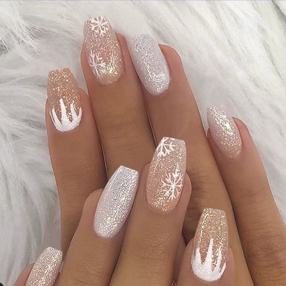 Winter Holiday Visual Idea Winter Holiday Visual Idea โ Winter Wonderland Nails