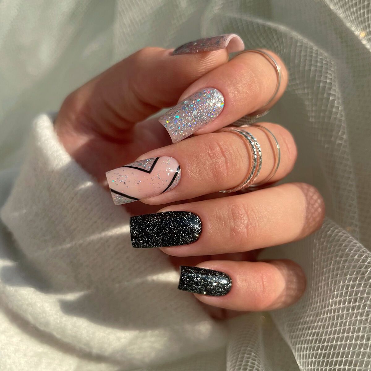 Short Square Silver Glitter Nails Short Square Silver Glitter Nails β New Years Acrylic Nails 2027