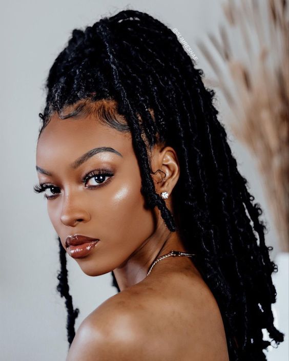 High Ponytail With Wavy Face Framing β With Some Locs Framing The Face High Ponytail With Wavy Face Framing β With Some Locs Framing The Face β Winter Loc Styles
