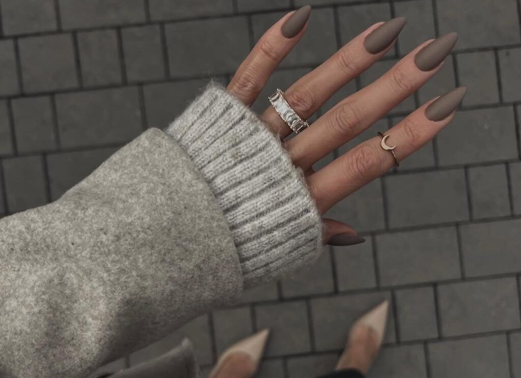 Matte Taupe Stiletto Nails Matte Taupe Stiletto Nails β Winter Nails for Teens
