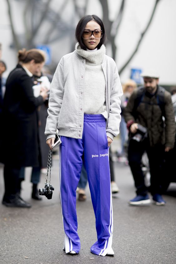 Vibrant Purple Sweatpants with Turtleneck and Bomber Jacket Vibrant Purple Sweatpants with Turtleneck and Bomber Jacket โ Sweatpants Outfits