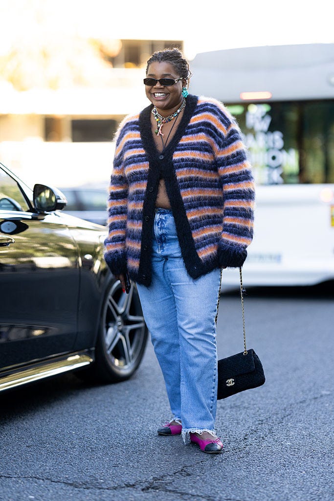 Striped Fuzzy Cardigan with Relaxed Jeans Striped Fuzzy Cardigan with Relaxed Jeans โ Cardigan Outfits