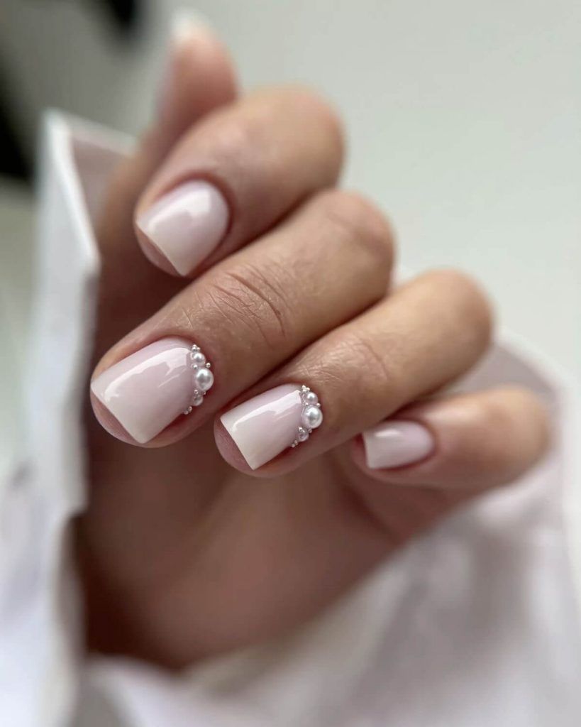 Pearls Along the Cuticle Line Pearls Along the Cuticle Line β Winter Wedding Nails