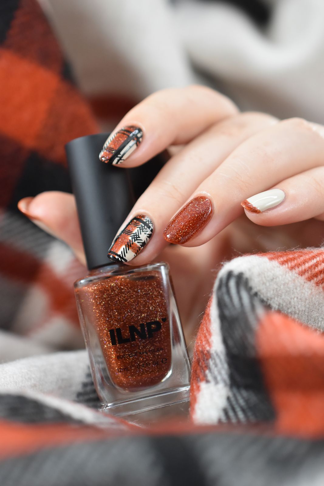 Plaid Pattern Visual Idea Plaid Pattern Visual Idea β Winter Plaid Nails