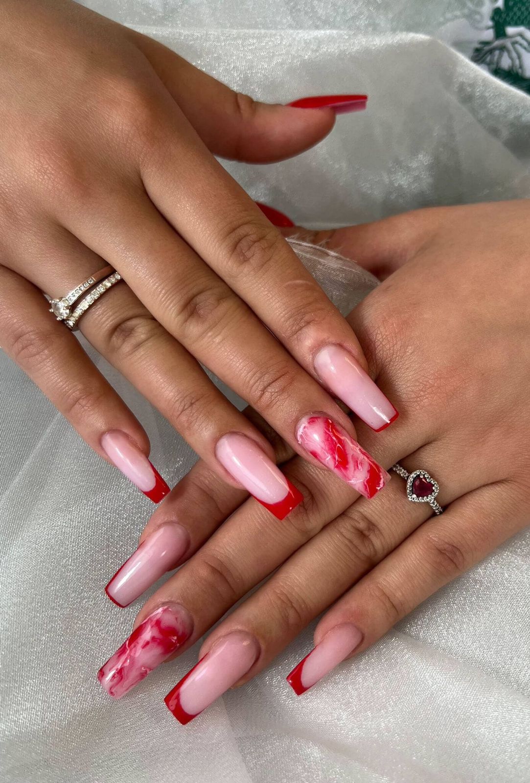 Visible Visual Idea Visible Visual Idea β Winter Date Night Nails