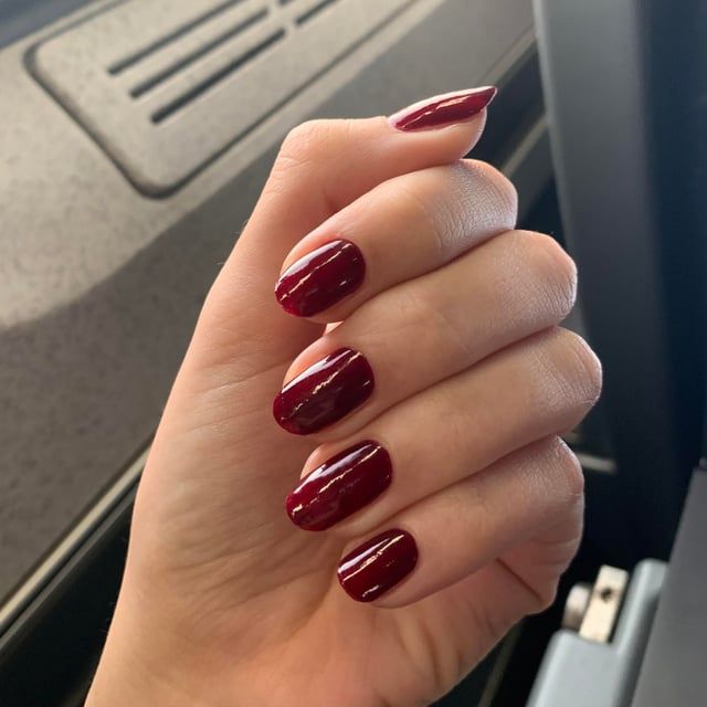 Clean Cuticle Work Even Application Deep Burgundy Shimmer Glossy Short Oval Clean Cuticle Work Even Application Deep Burgundy Shimmer Glossy Short Oval β Short Winter Oval Nails