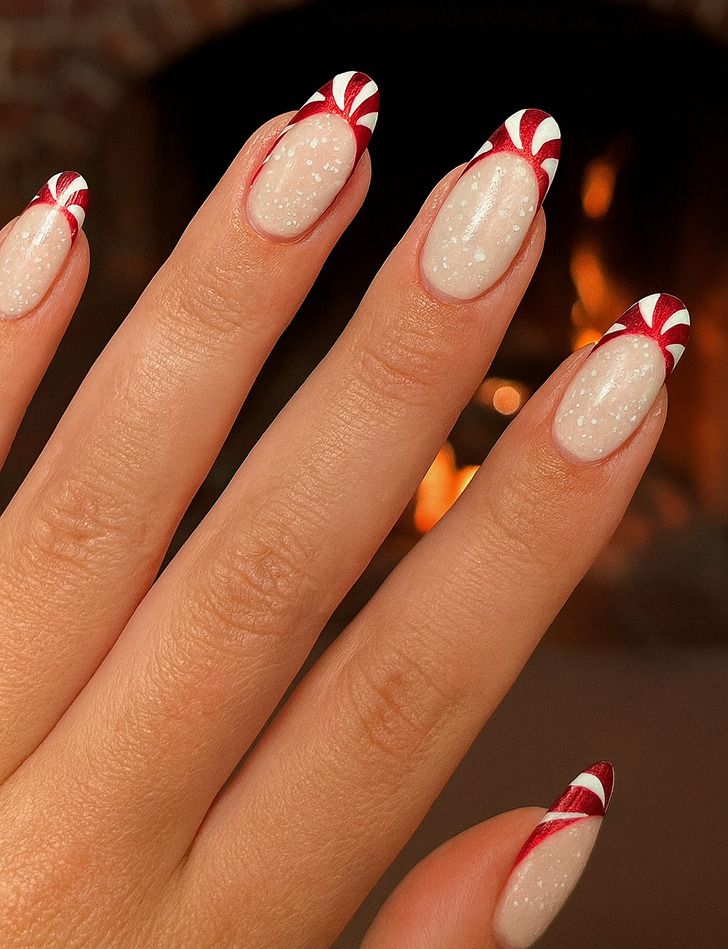 One Hand Visual Idea — Easy Christmas Nails 2026