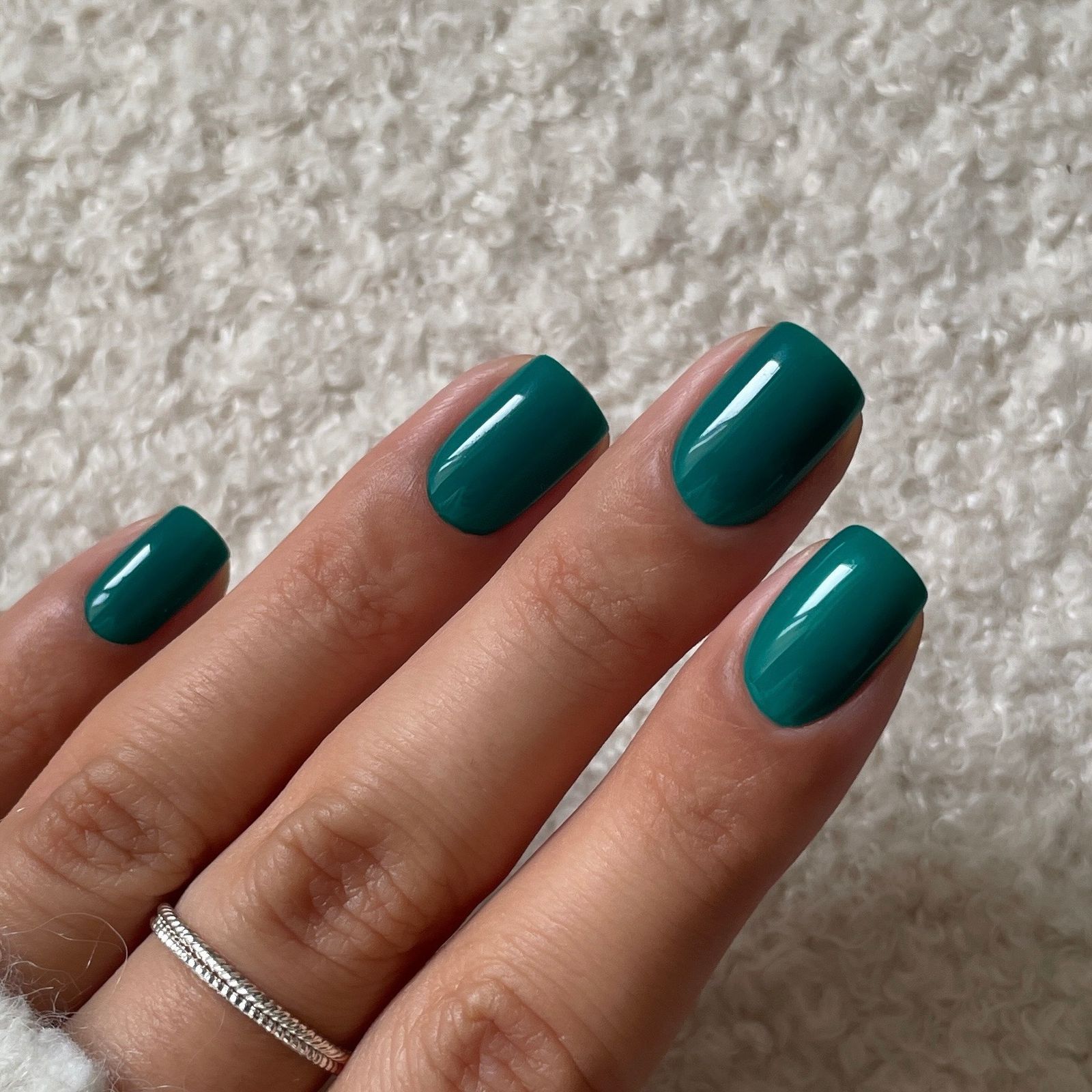 Solid Color Visual Idea Solid Color Visual Idea β Dark Green Winter Nails