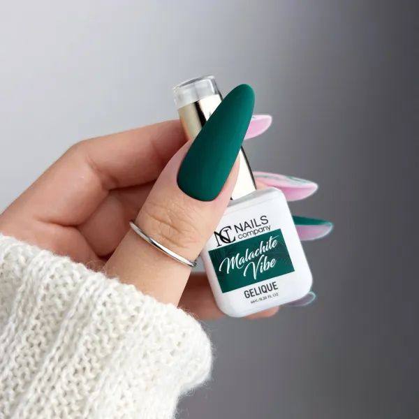 Long Stiletto Matte Deep Emerald — Emerald Green Nails