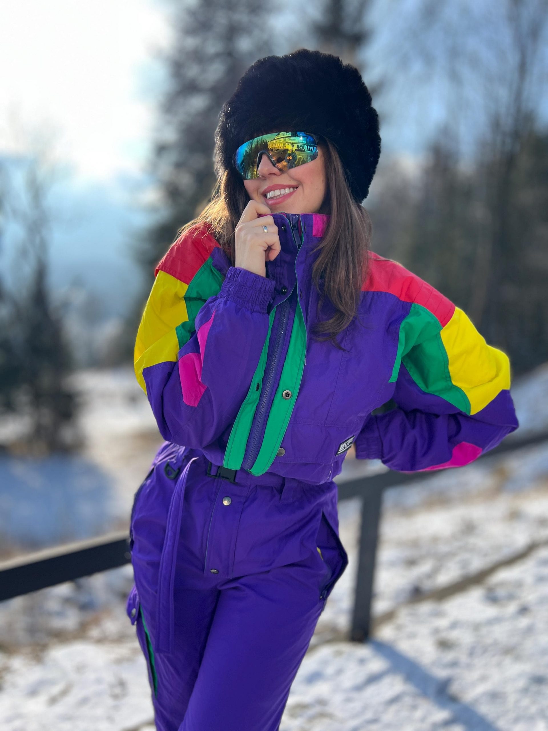 Retro Color-Blocked Ski Suit for a Fun and Vibrant Apres Ski Statement — Apres Ski Outfits