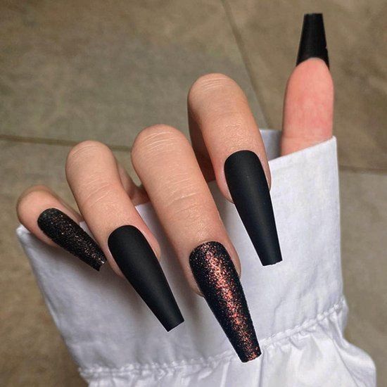 Matte Glitter Visual Idea Matte Glitter Visual Idea β Long Winter Nails