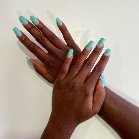 Mint Green to Turquoise Gradient Squares — New Years Press On Nails 2027