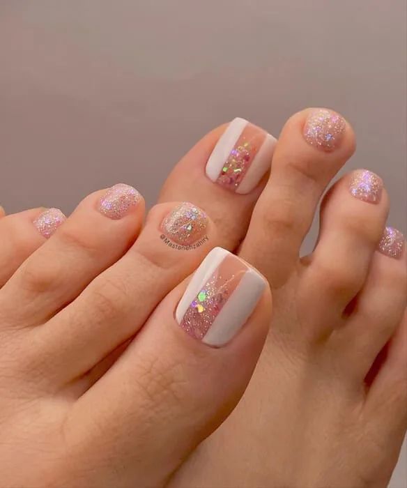White French Rose Gold Glitter Toes White French Rose Gold Glitter Toes β Christmas Toe Nails 2026