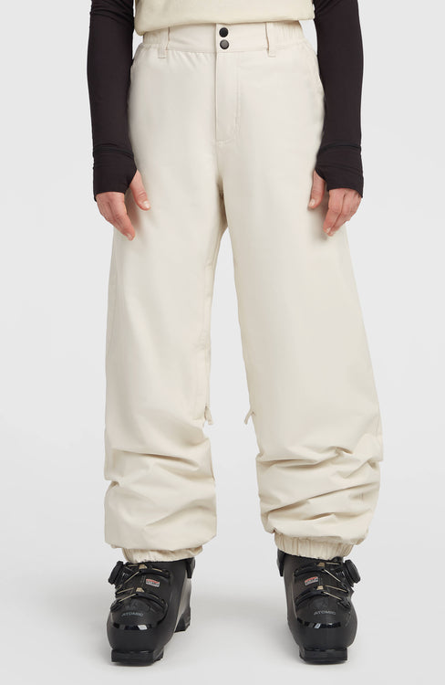 Cream Wide-Leg Snow Pants with Black Base Layer for a Contrasting Look Cream Wide-Leg Snow Pants with Black Base Layer for a Contrasting Look β Snowboarding Outfits
