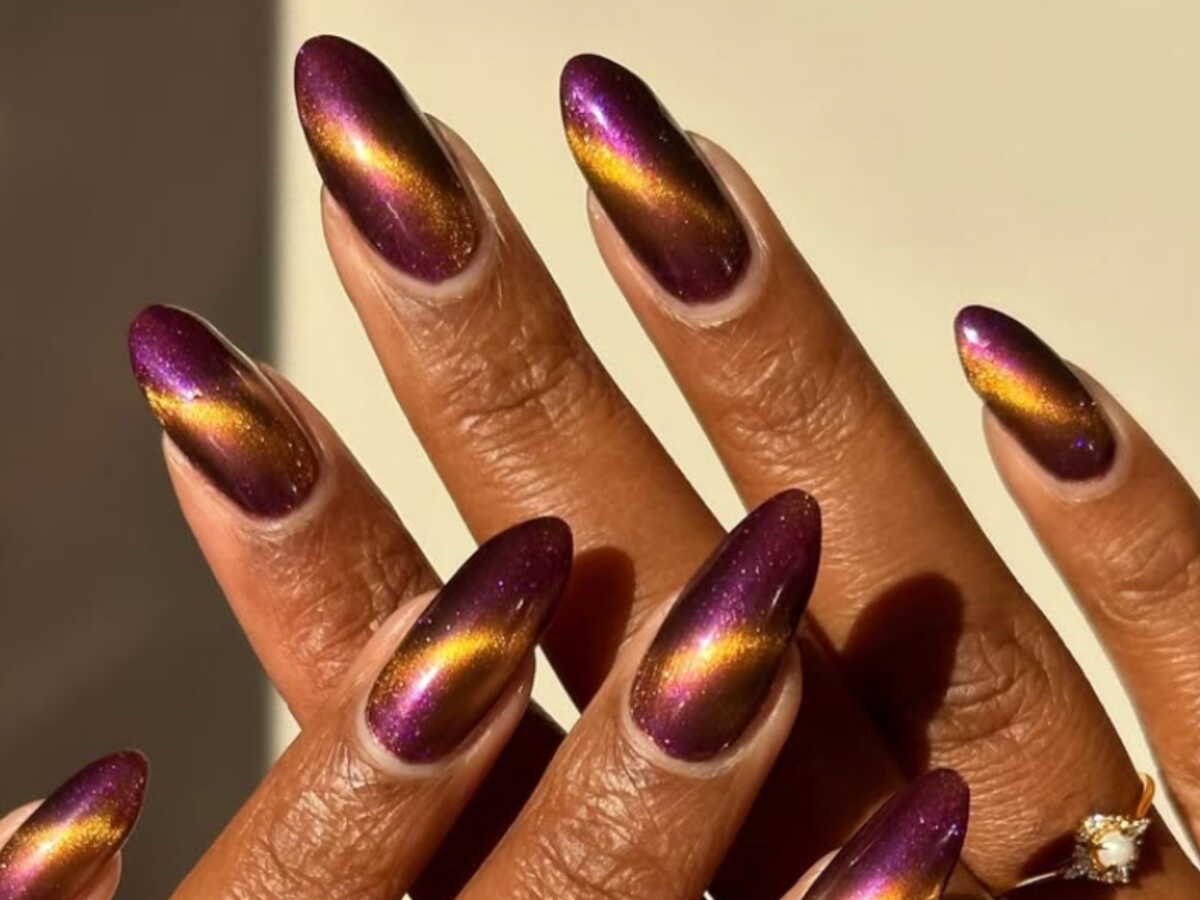Deep Plum Gold Orange Shift Cat Eye Deep Plum Gold Orange Shift Cat Eye โ Winter Cat Eye Nails