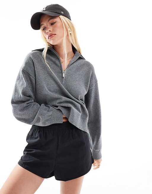 Quarter-Zip Sweater with Athletic Shorts and Cap Quarter-Zip Sweater with Athletic Shorts and Cap β Preppy Winter Outfits