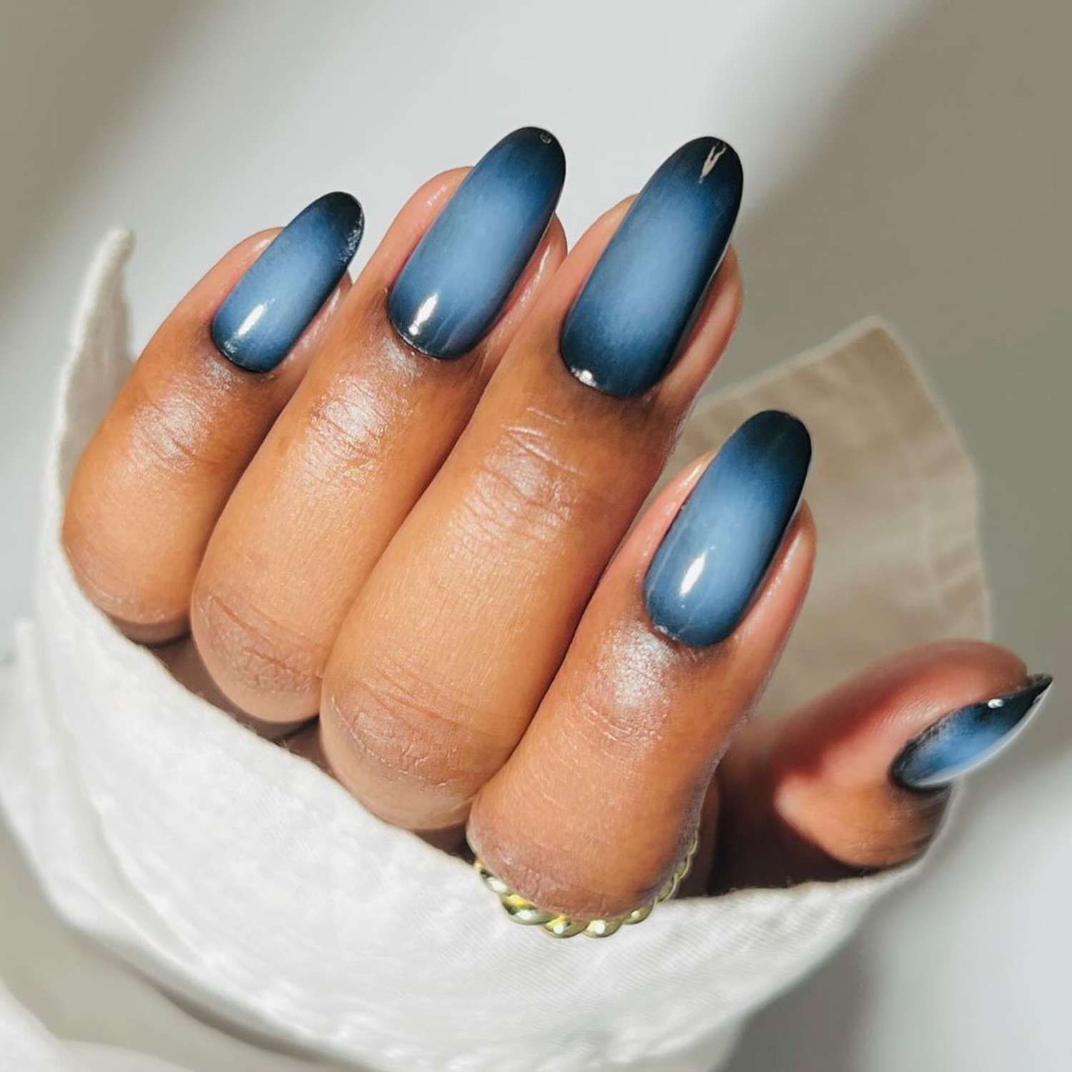 Dark to Light Blue Hazy Aura Gradient Dark to Light Blue Hazy Aura Gradient β Winter Aura Nails