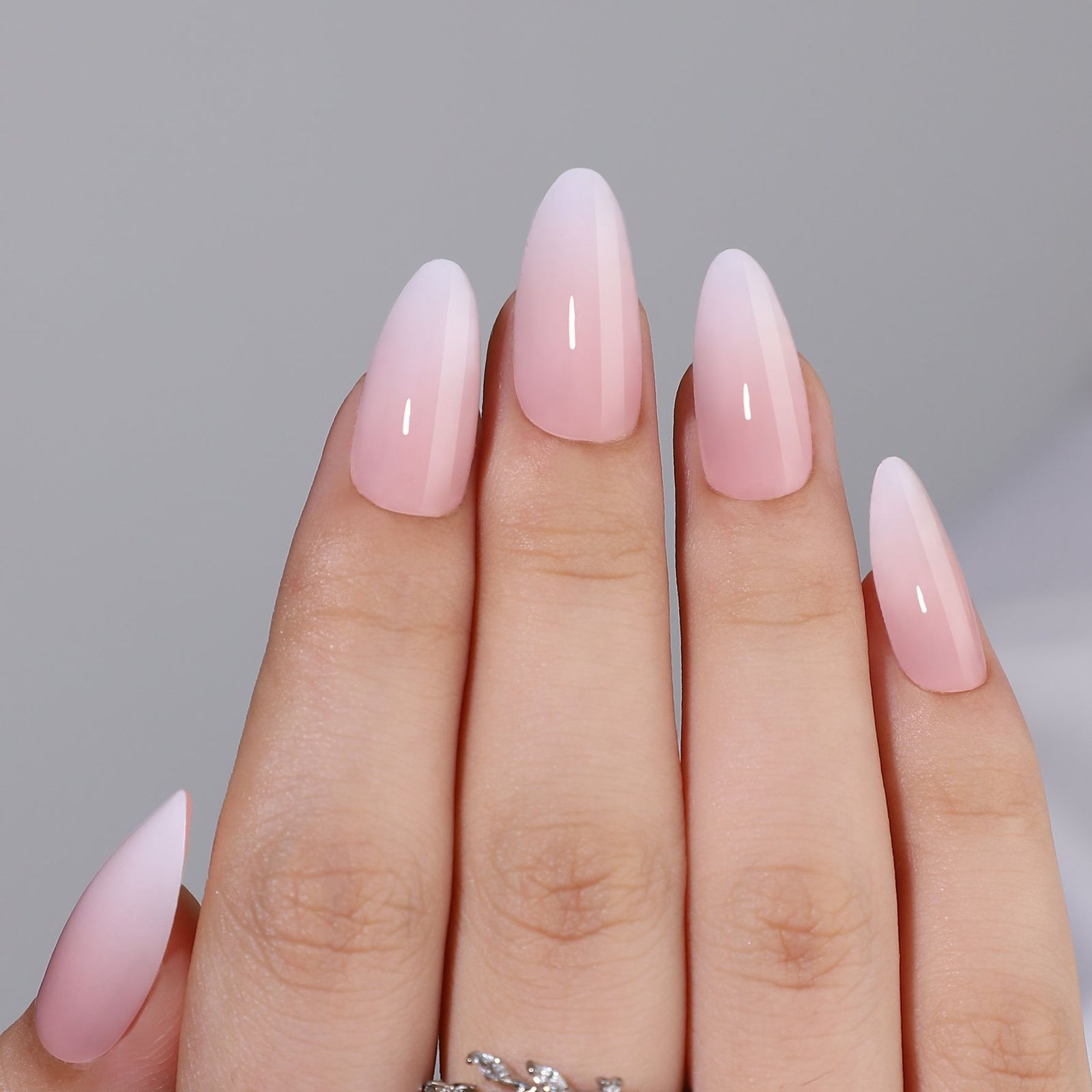 Winter Visual Idea Winter Visual Idea β Medium Winter Almond Nails