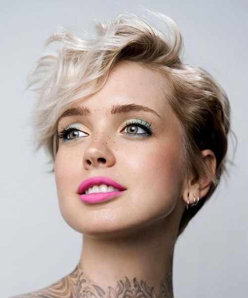 Voluminous Platinum Blonde Pixie Voluminous Platinum Blonde Pixie β Winter Pixie Haircuts