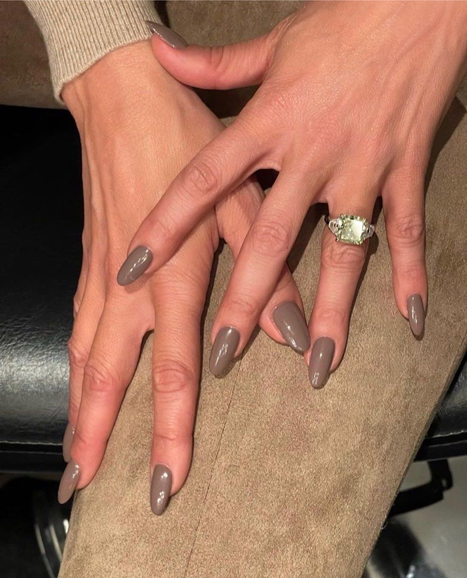 Matte Medium Grey Brown Stiletto Nails Matte Medium Grey Brown Stiletto Nails β Mocha Nails