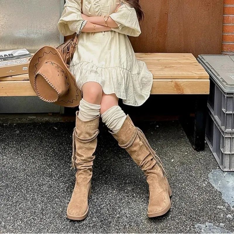 Bohemian Vibes: Brown Slouchy Boots with Off-the-Shoulder Dress Bohemian Vibes: Brown Slouchy Boots with Off-the-Shoulder Dress β Knee High Boots Outfits