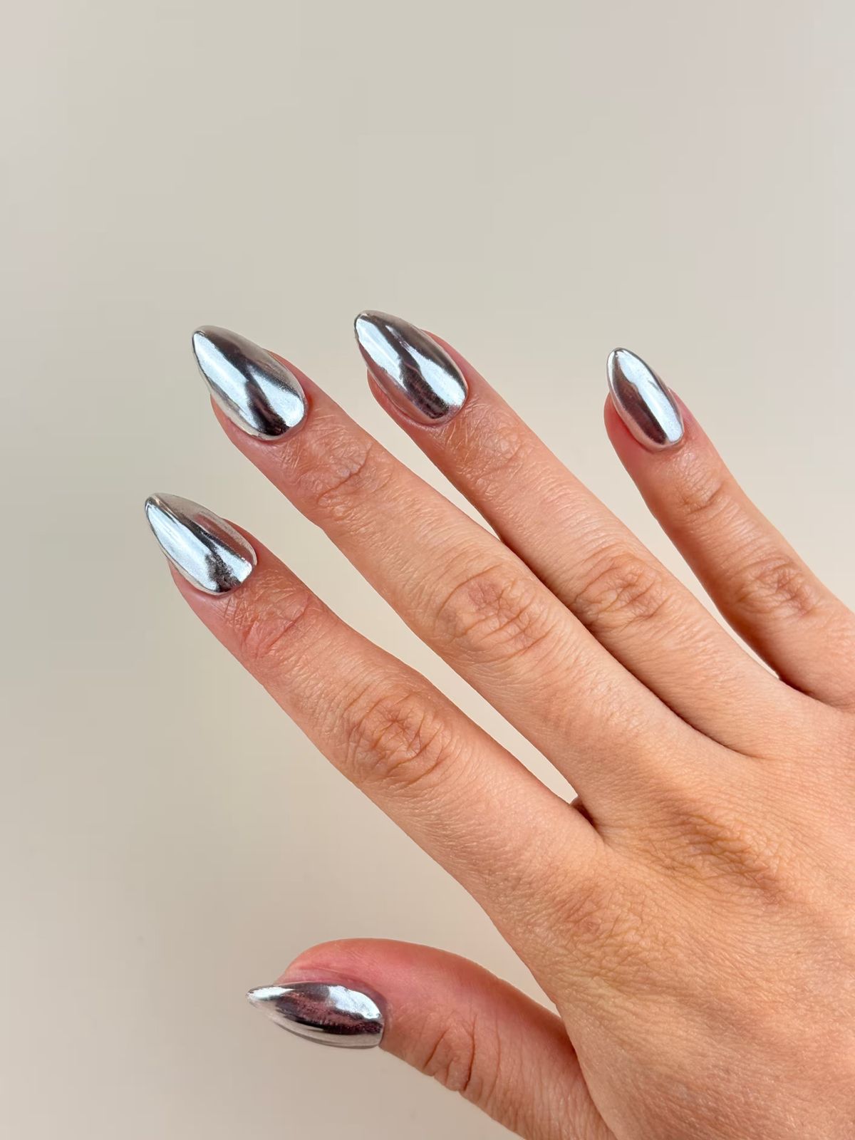 None Visual Idea None Visual Idea โ Winter Chrome Nails