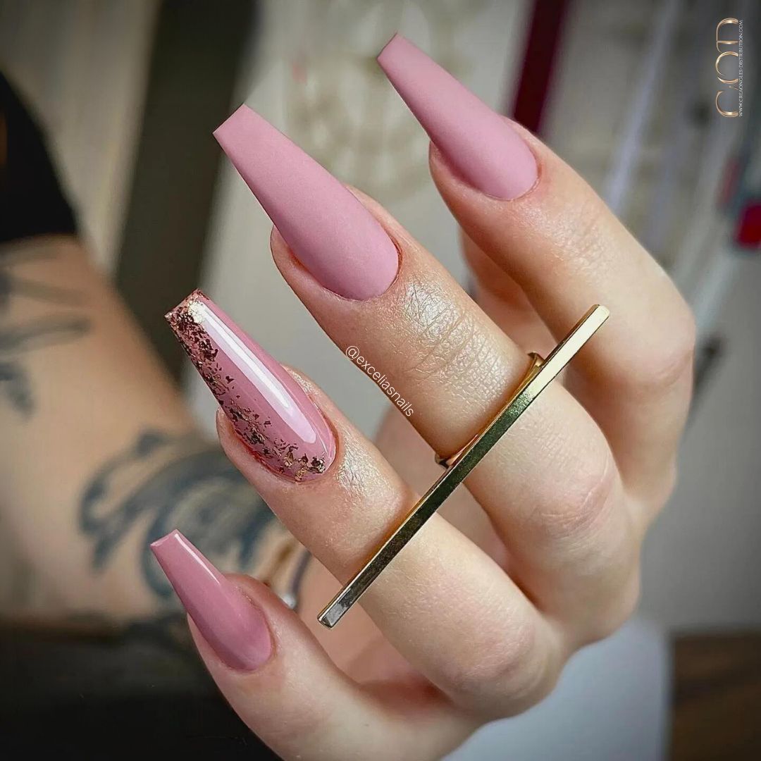 Everyday Chic Visual Idea — Long Winter Coffin Nails
