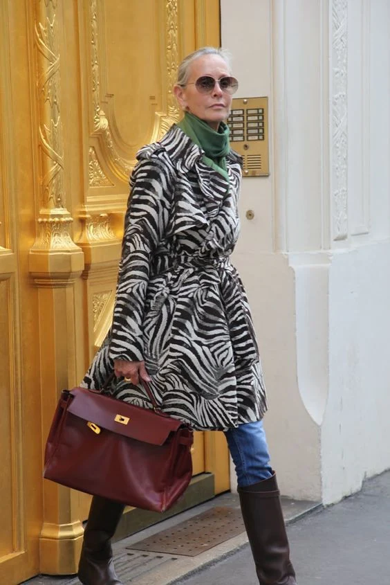 Comment s'habiller après 65 ans ? – Éternel Vintage