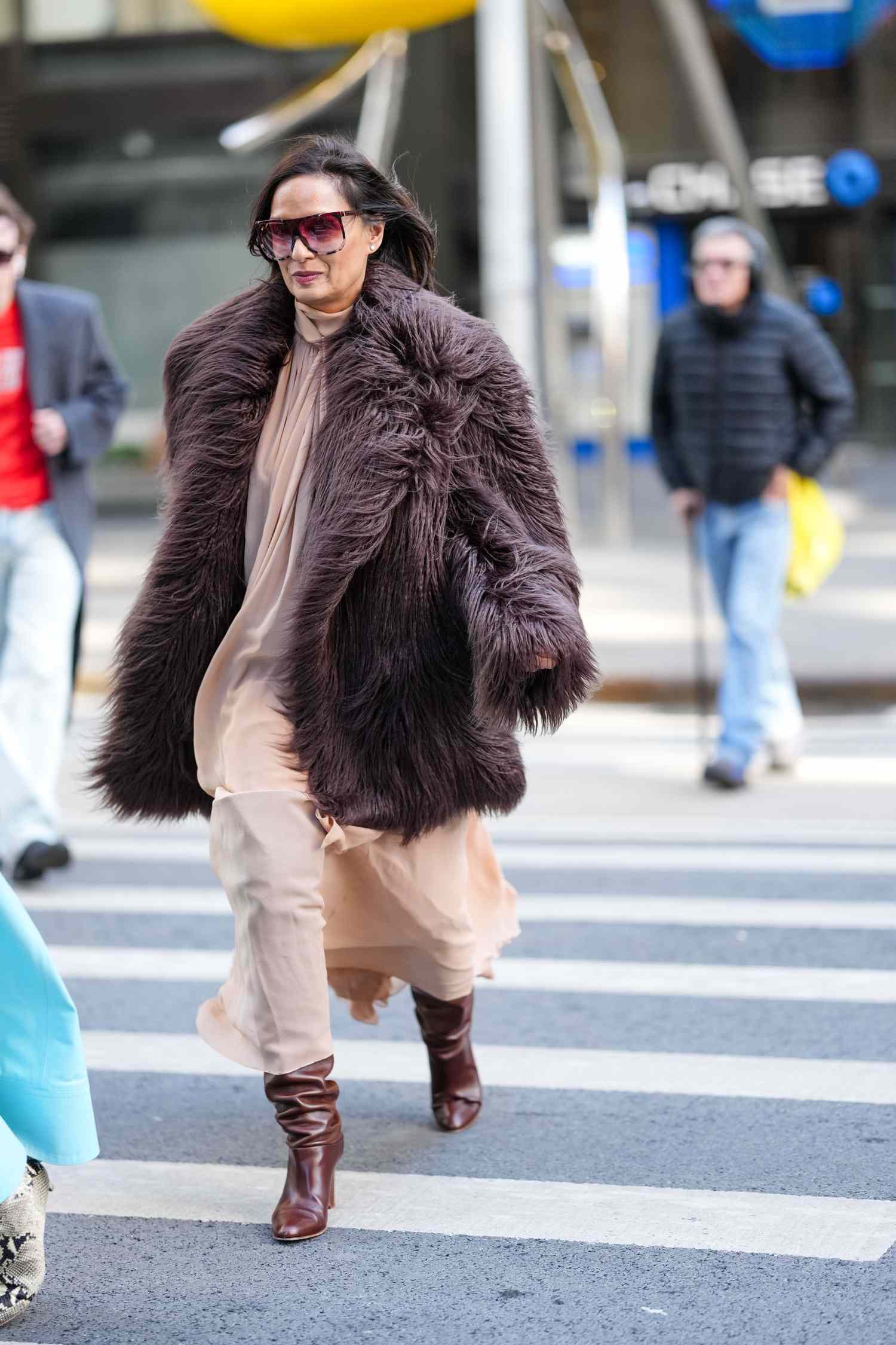Oversized Shaggy Faux Fur with a Flowing Dress Oversized Shaggy Faux Fur with a Flowing Dress β Winter Going Out Outfits